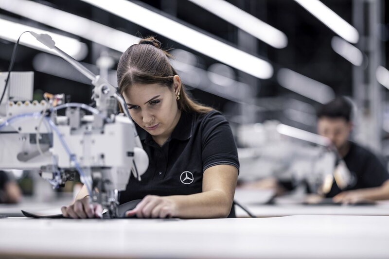 Mercedes-Benz Manufaktur Studio
