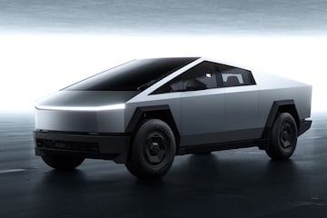 Tesla Cybertruck Long Range