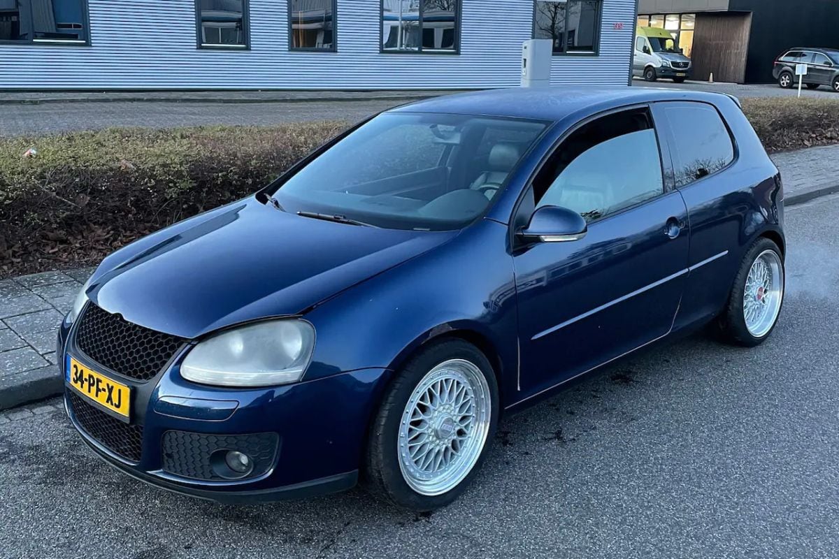 Volkswagen Golf 2.0 SDI die er uitziet als een GTI