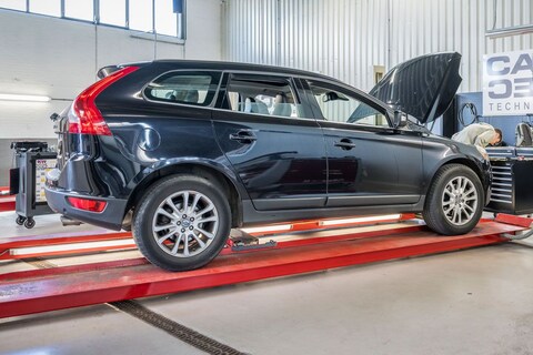 Volvo XC60 T6 – 2009 – 317.458 km - Klokje rond