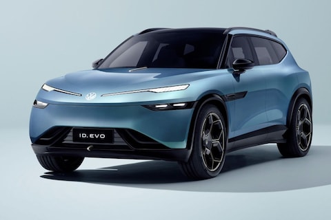 Drie splinternieuwe elektrisch aangedreven Volkswagens