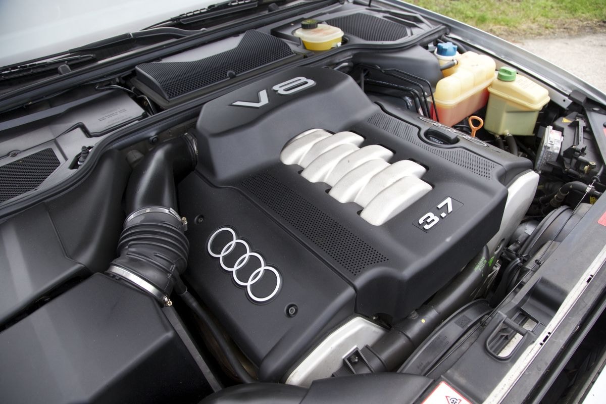 Audi A8 eerste generatie