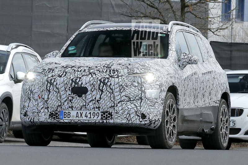 Mercedes-Benz GLB spyshots