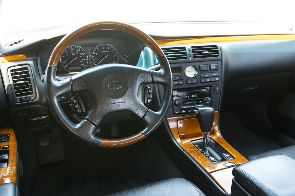 Infiniti Q45