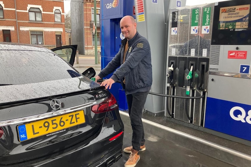 Tanken in Belgie met Mercedes E 63 S AMG