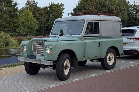 Deze Land Rover is Brits én Zwitsers