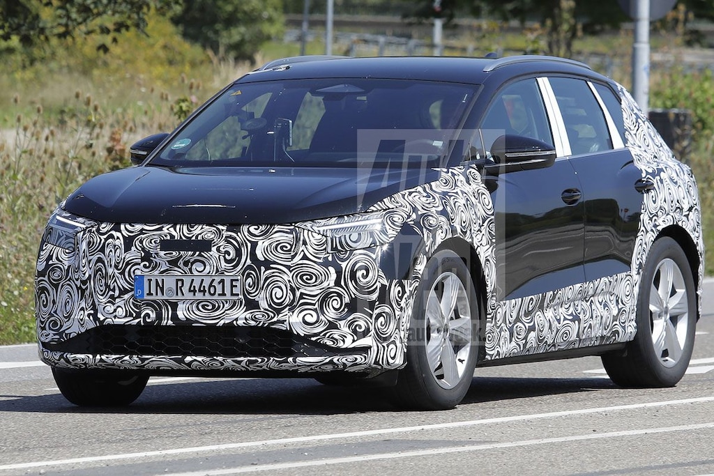 Audi Q4 spyshots facelift