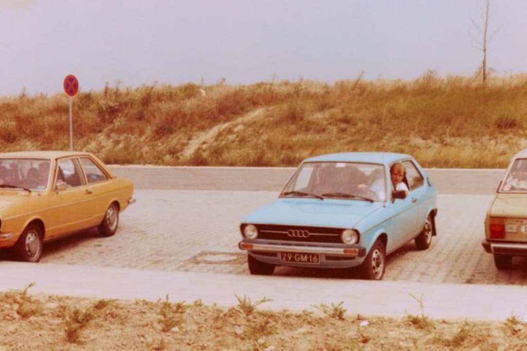 Jan-Willem met zijn Audi 50