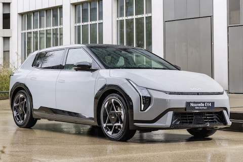 Kia EV4 58.3kWh Plus Advanced