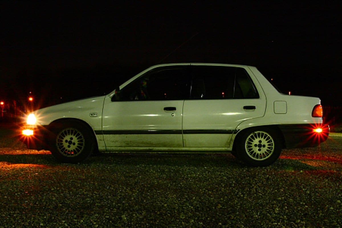 Side markers Daihatsu Charade