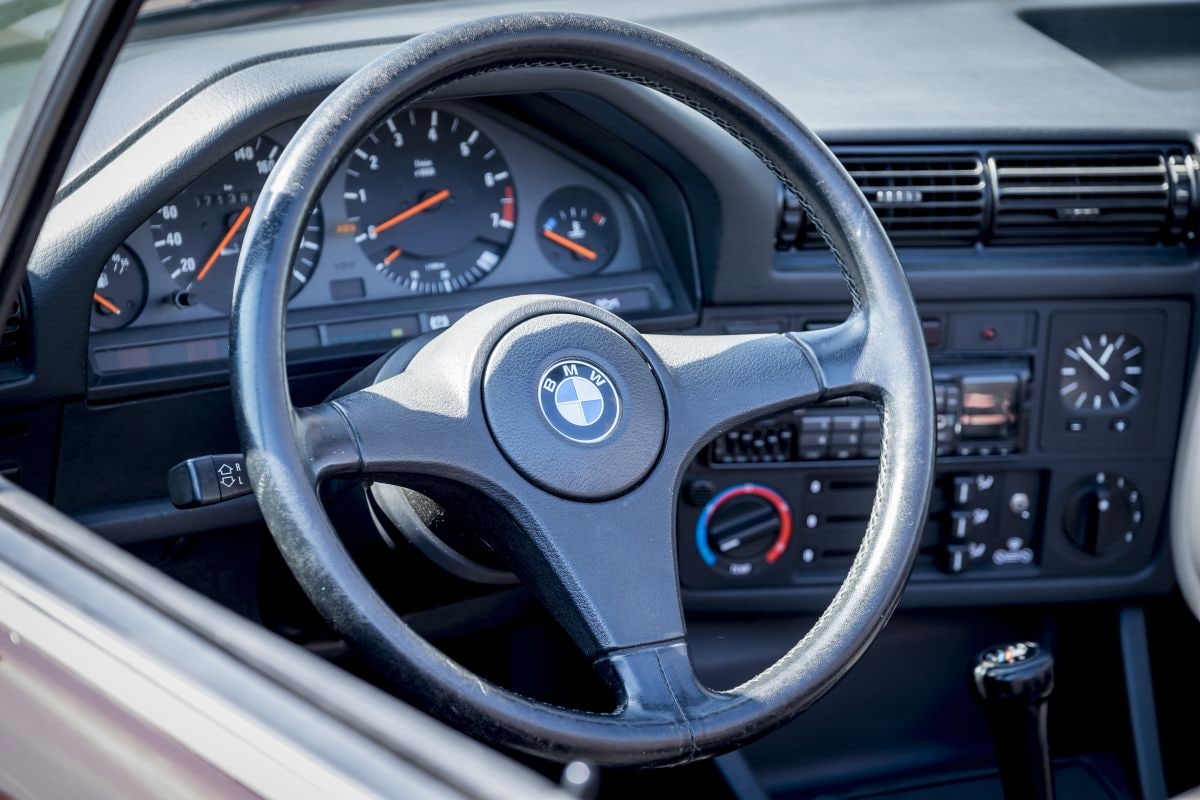 BMW 325i Cabriolet generatie E30