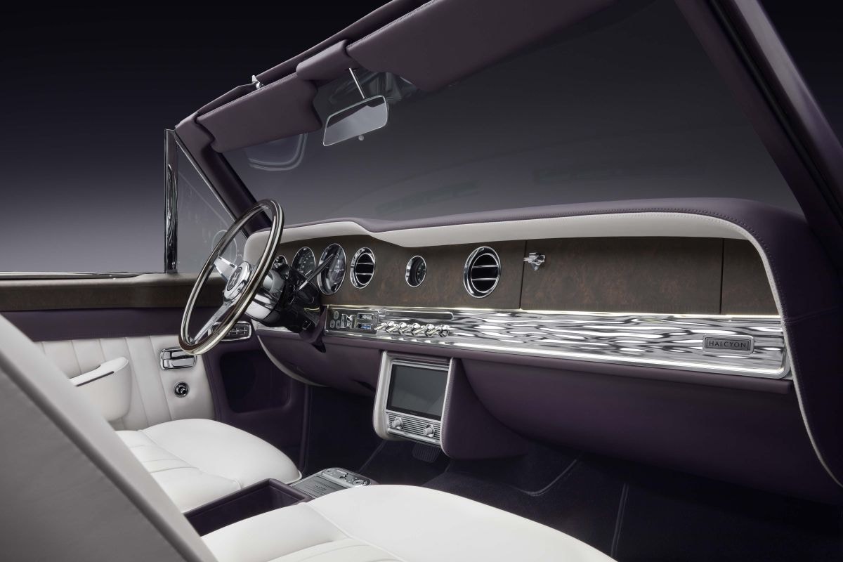 Halcyon Rolls-Royce Corniche