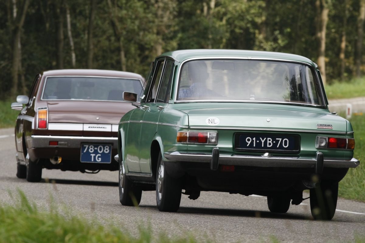 Klassiekerdubbeltest Toyota Carina en Simca 1301