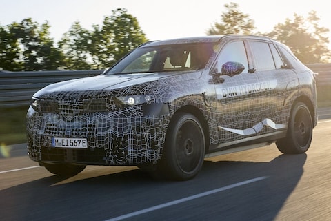 Nieuwe BMW iX5 Hydrogen: waterstof tanken dankzij techniek van Toyota