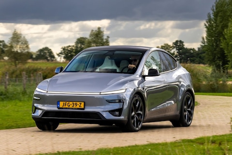 Tesla verkocht in 2025 minder auto's en is ingehaald door BYD