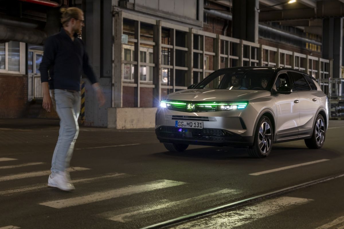 Opel Grandland autonoom rijden lichtsignalen