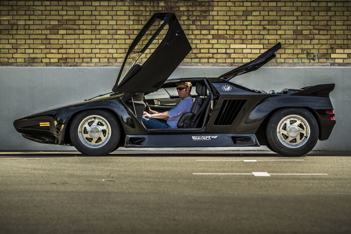 Vector W8