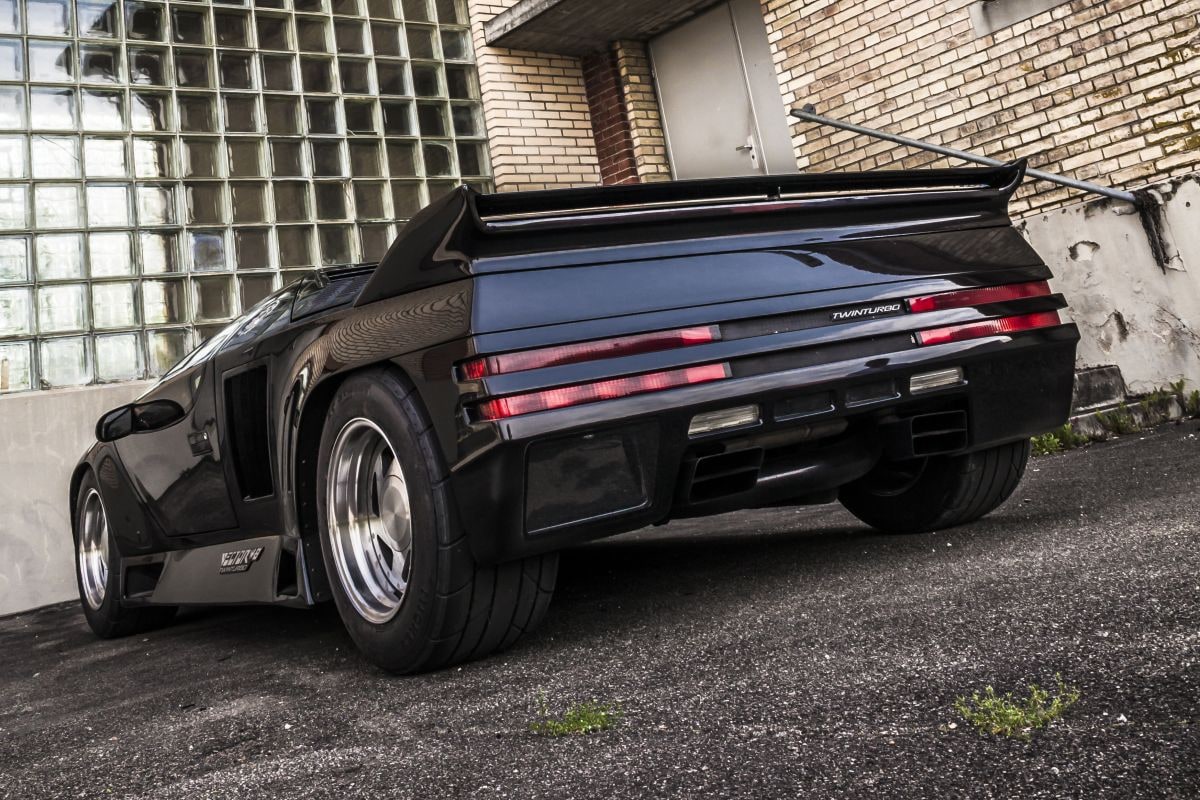 Vector W8