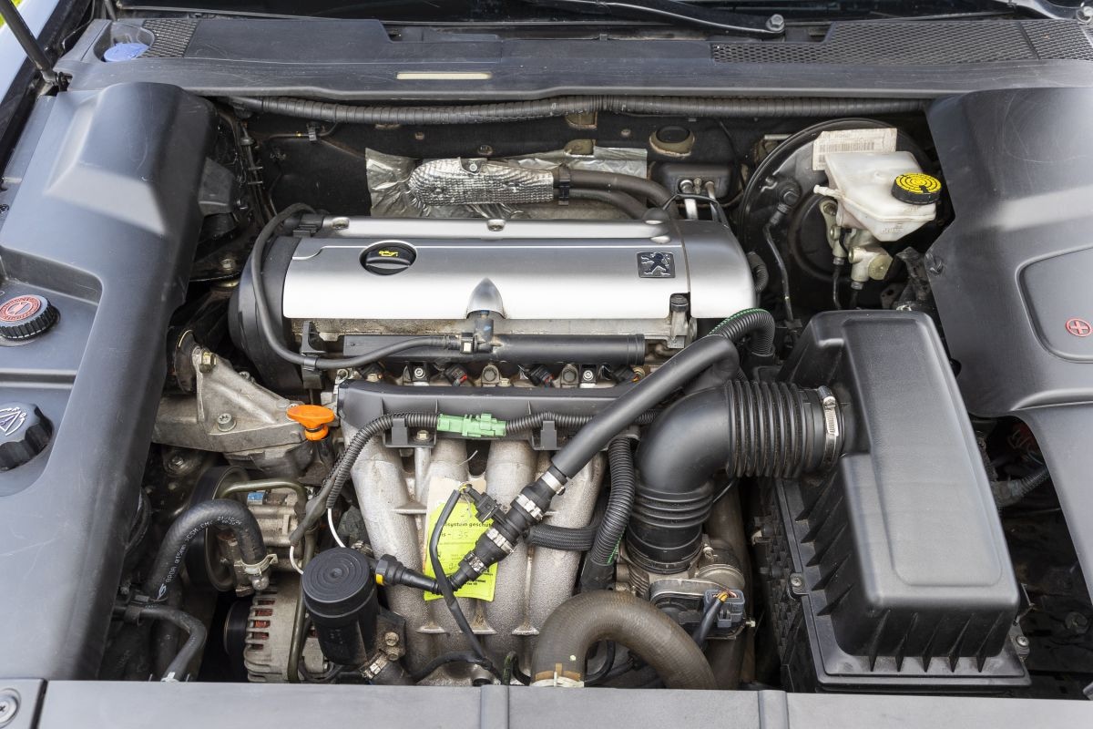 Peugeot 607