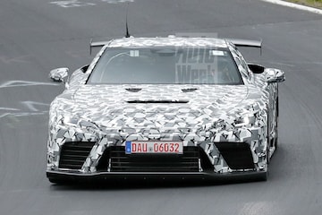 Lexus LFR spyshots