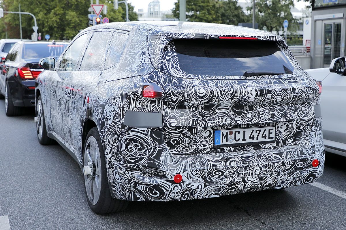 Spyshots BMW X1 iX1