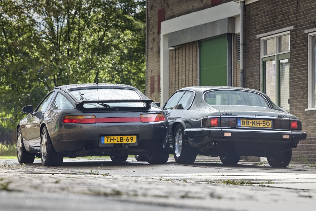 Porsche 928 vs Jaguar XJS
