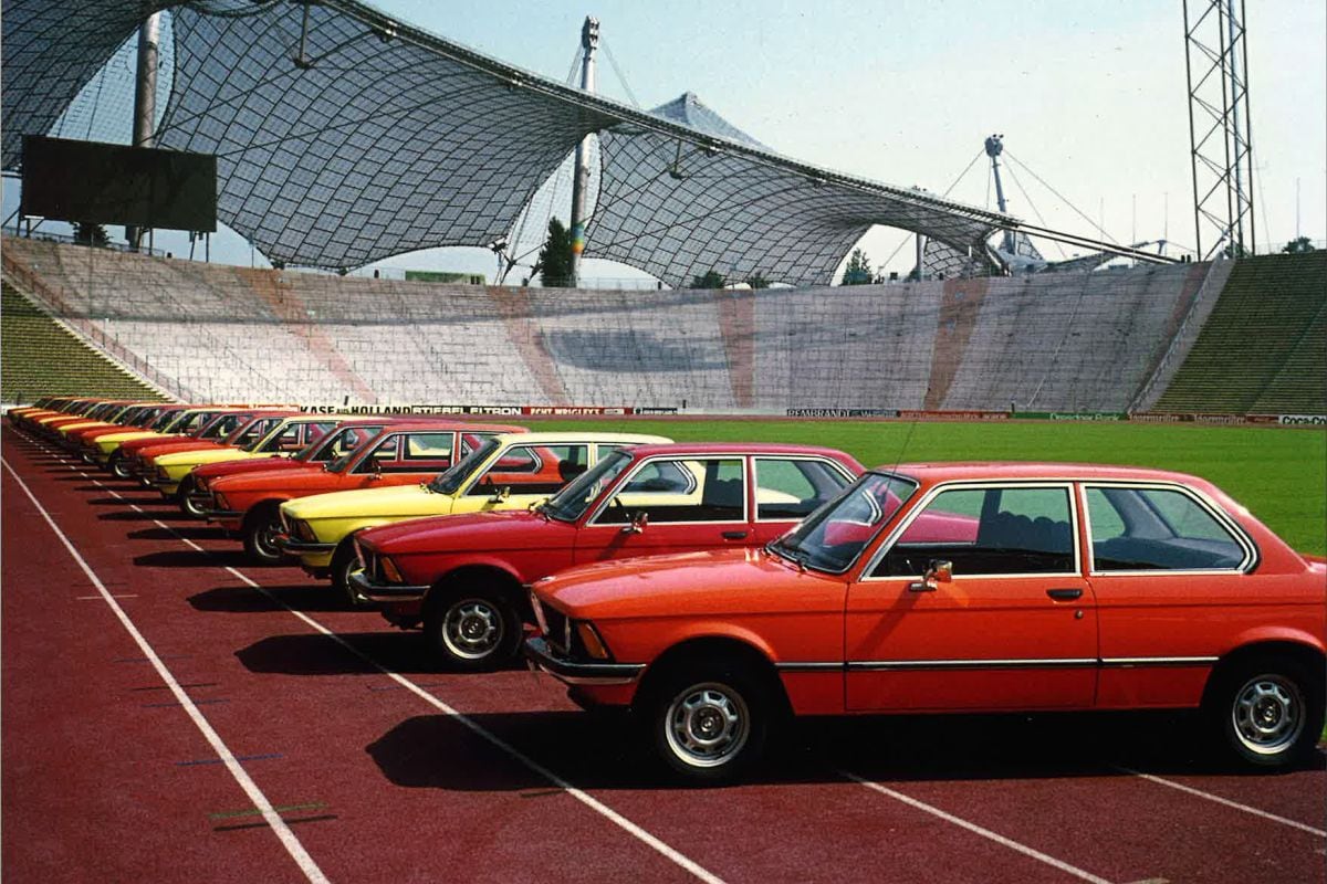Persmap eerste BMW 3-serie E21