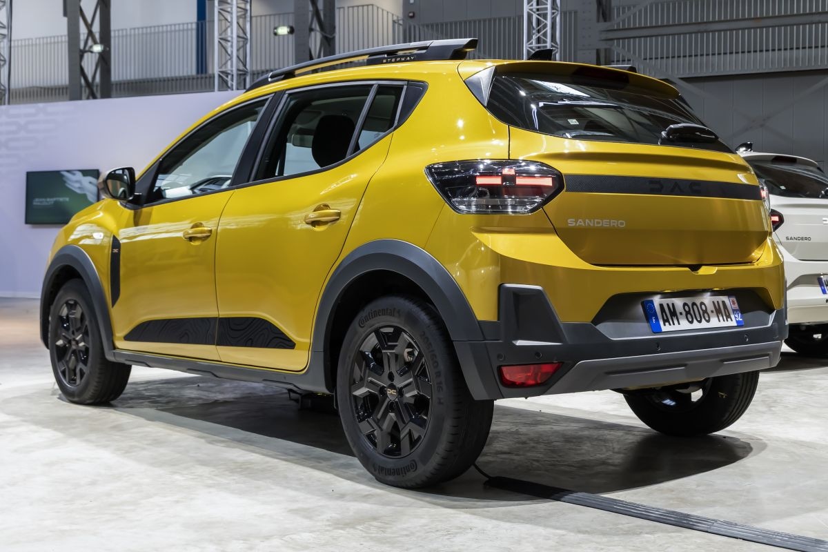 Facelift Dacia Sandero, Sandero Stepway en Jogger