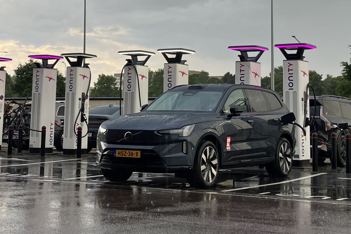 Elektrische roadtrip, snelladen Volvo EX90