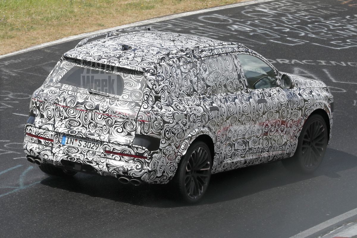 Audi Q9 spyshots