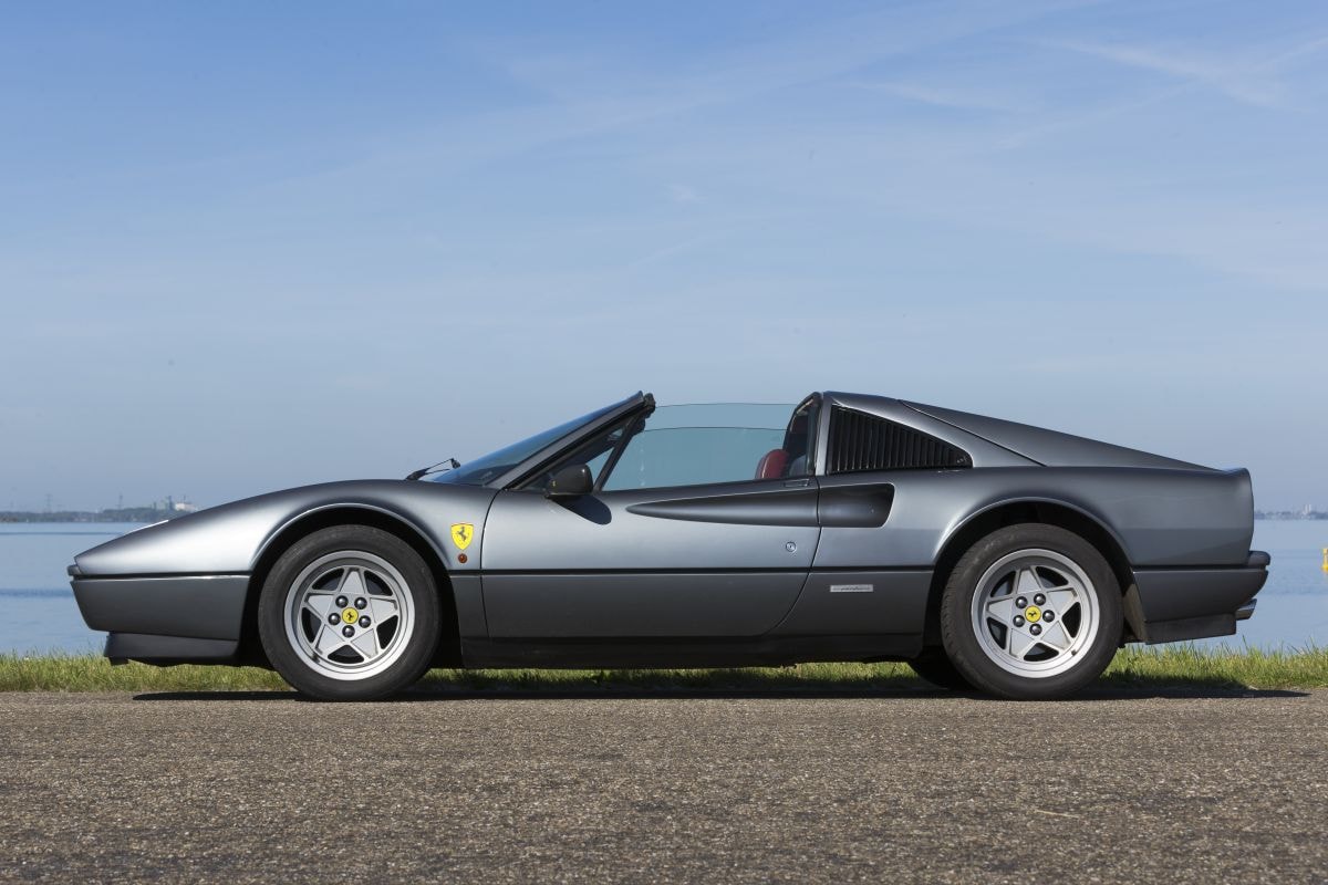Ferrari 328 GTS