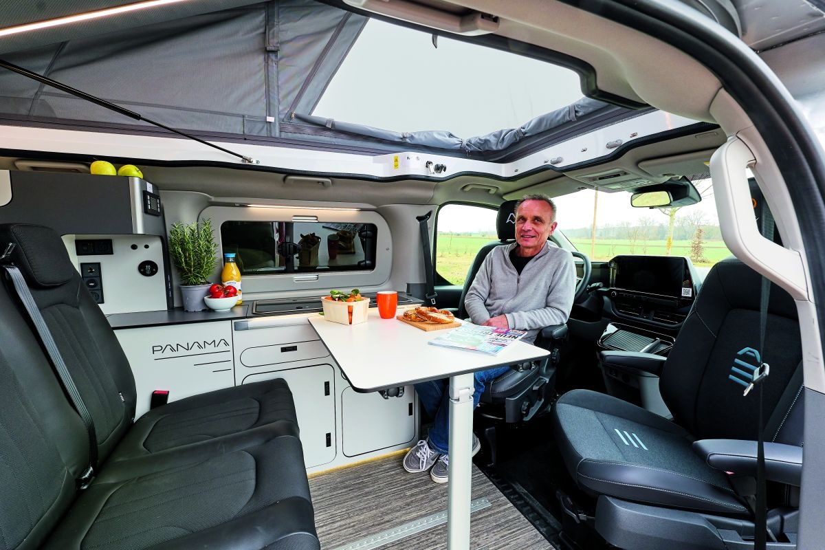 Ford Transit PHEV ombouw camper plug-in hybride