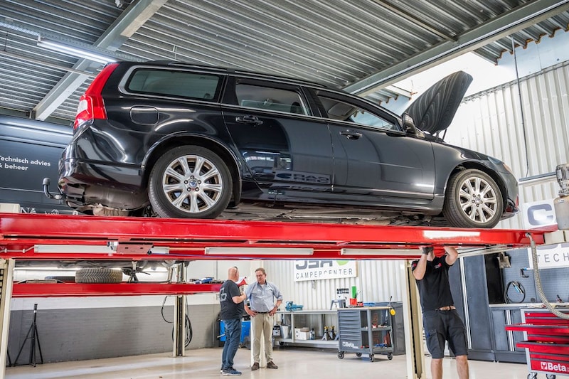 Volvo V70 D5 – 2010 – 509.416 km - Klokje rond