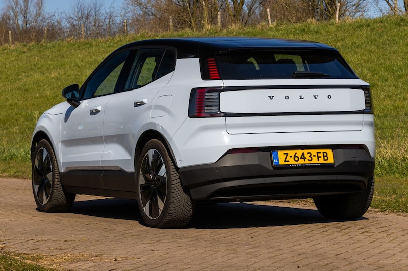 Volvo EX30