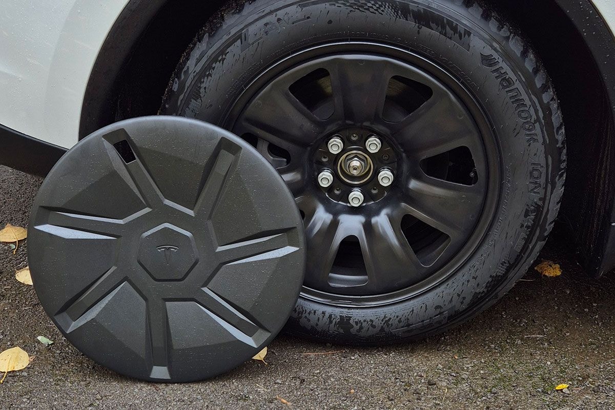 Tesla Model Y Standard