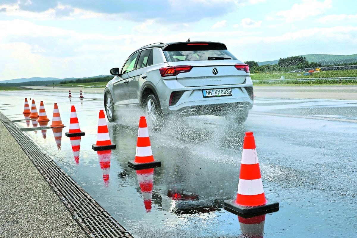 Vierseizoenenbandentest 2025 maat 217/55 R17