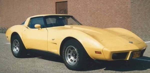 Uitgebouwde auto's van Ruud, spoilerbakken