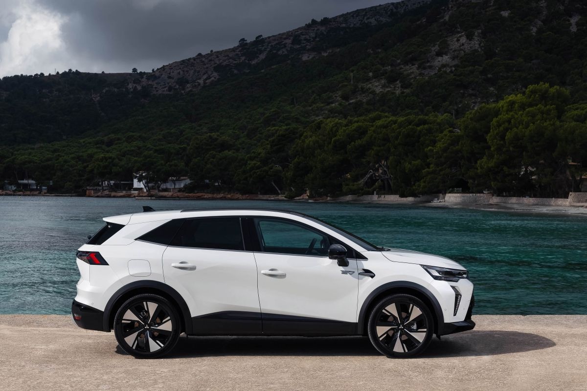 Mitsubishi Grandis 2025