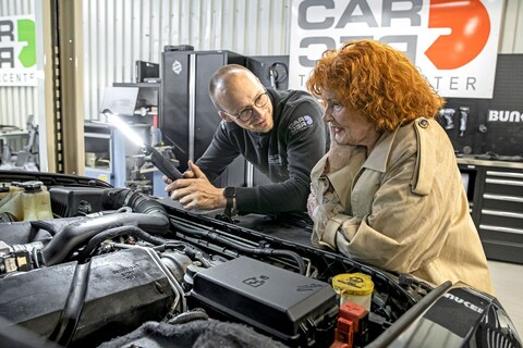 Chrysler 300C 3.0 CRD V6 – 2008 – 503.784 km - Klokje rond