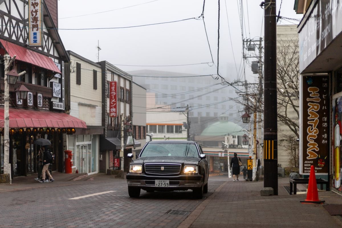 Toyota Century import met RDW-keuring