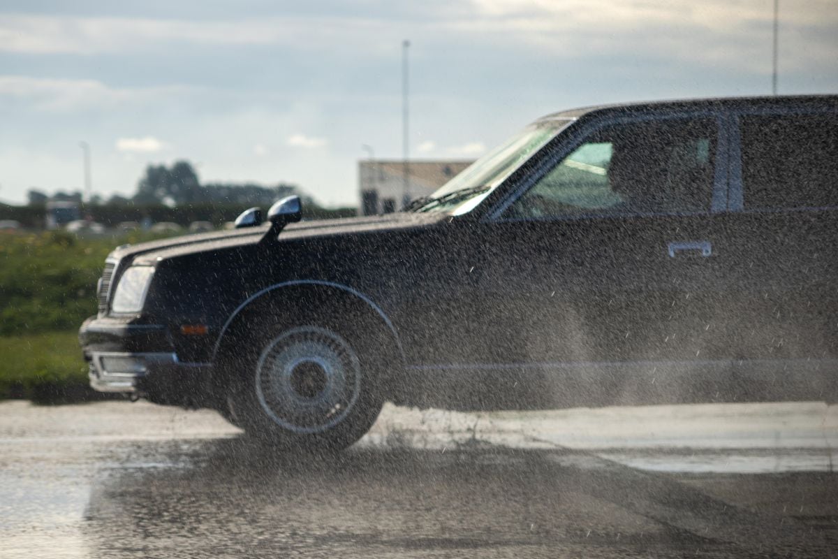 Toyota Century import met RDW-keuring