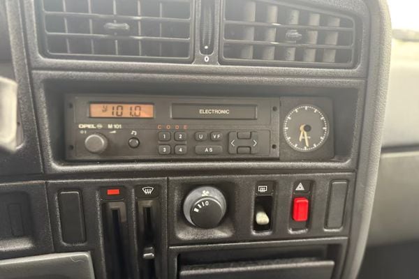 Opel Ascona C Liefhebber Gezocht