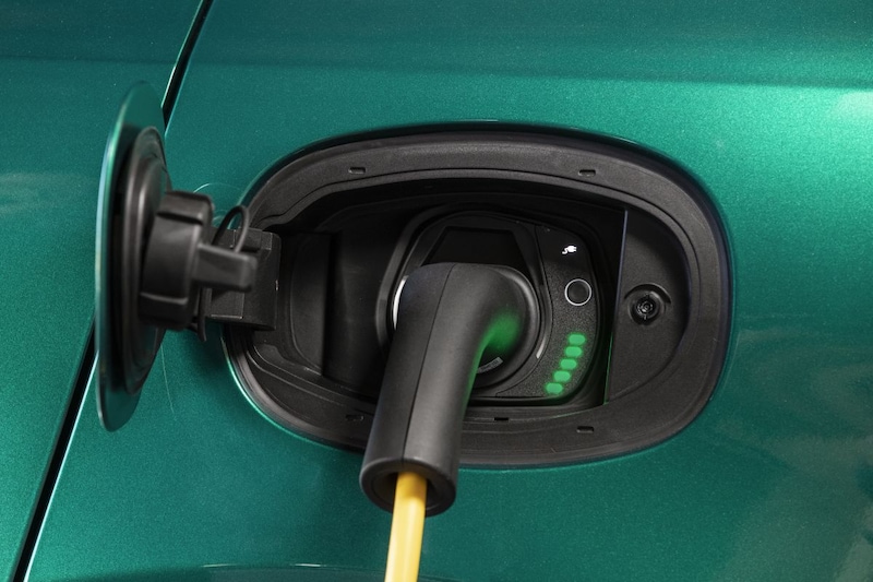 Dit zijn de goedkoopste plug-in hybrides die je in Nederland kunt kopen