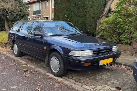 Deze Toyota Carina II Wagon is wat wij ooit een flinke bak vonden - In het wild