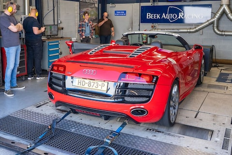 Audi R8 Spyder 5.2 V10 FSI quattro (2010) - Op de rollenbank