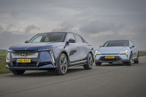 Dubbeltest: de DS Nº8 daagt de Polestar 4 uit maar wint het niet op rijcomfort