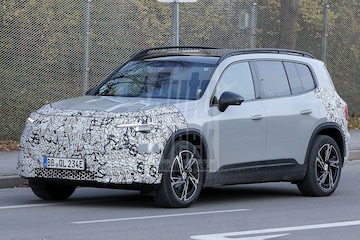 Mercedes-Benz GLB spyshots