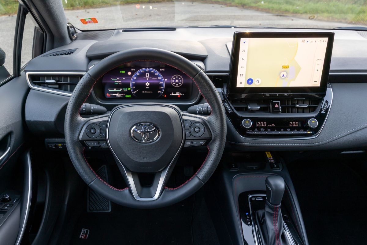 Dubbeltest Skoda Octavia Toyota Corolla 2025