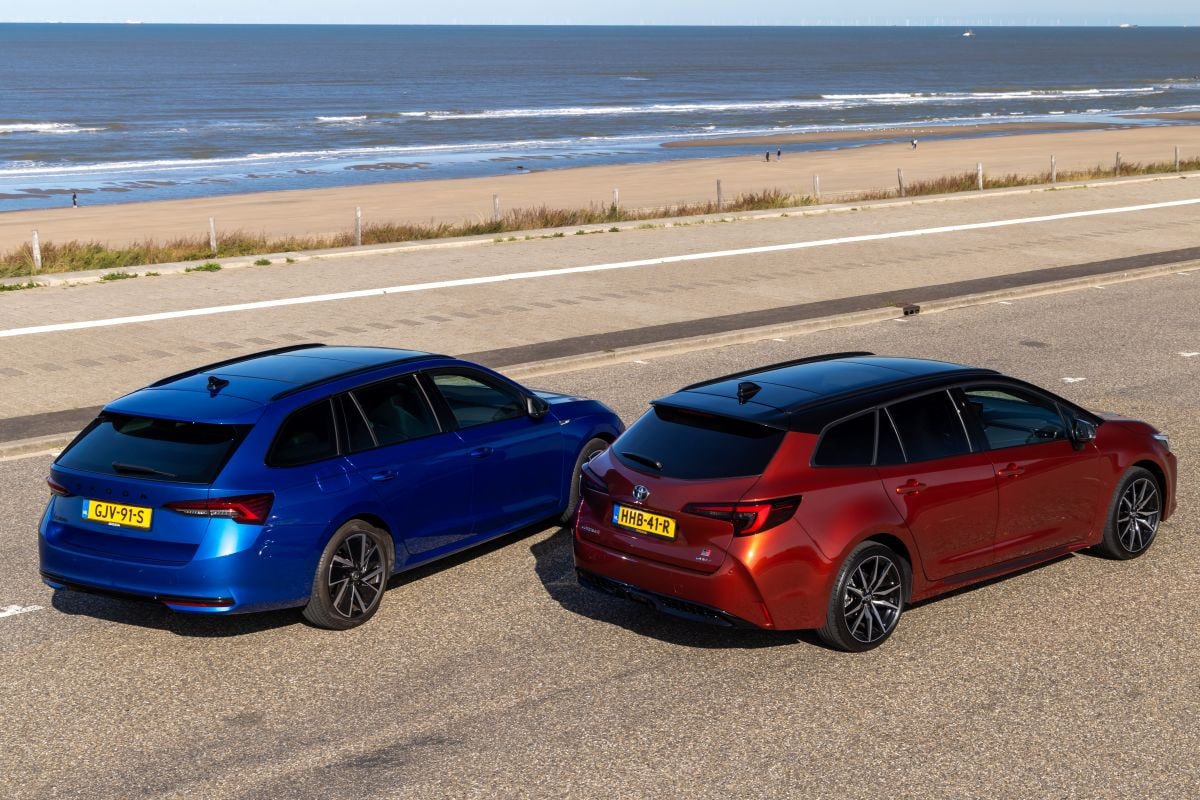 Dubbeltest Skoda Octavia Toyota Corolla 2025