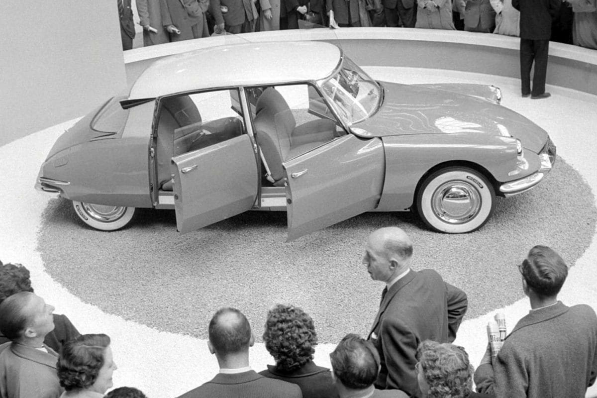 foto's oude auto's voor verhaal over remmen